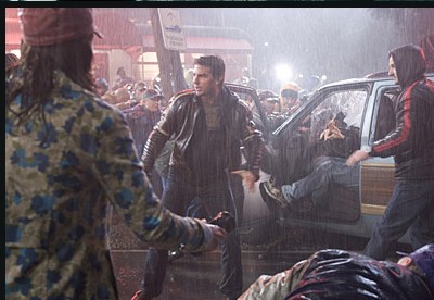Dans les films Chryler_waroftheworlds